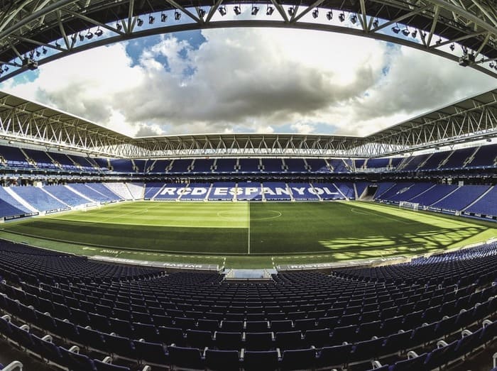 Sân vận động của CLB Espanyol là RCDE Stadium, nằm tại thành phố Barcelona