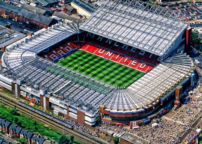 Sân vận động Old Trafford luôn được xem là một trong những sân bóng hàng đầu và đáng mơ ước nhất thế giới.